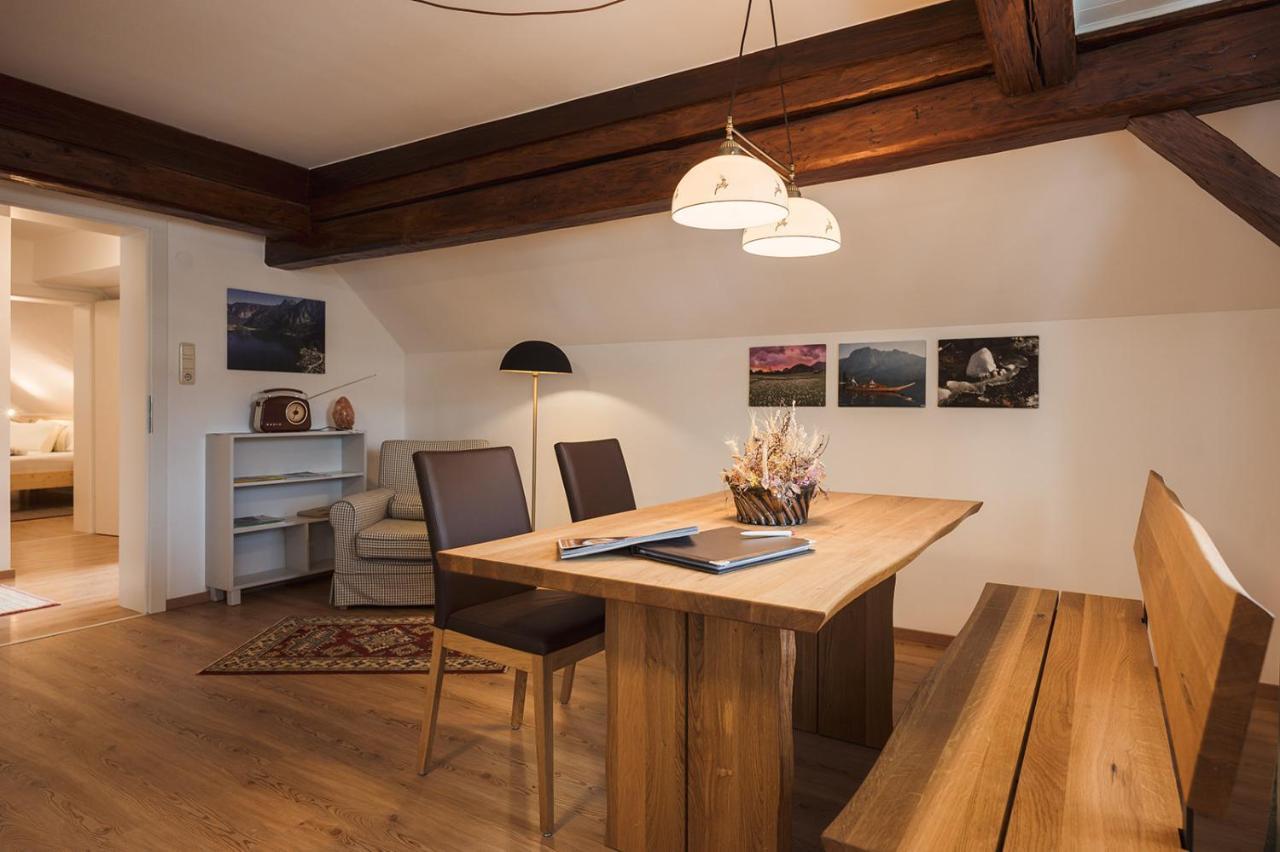 Altes Pfarrhaus Lägenhet Altaussee Exteriör bild